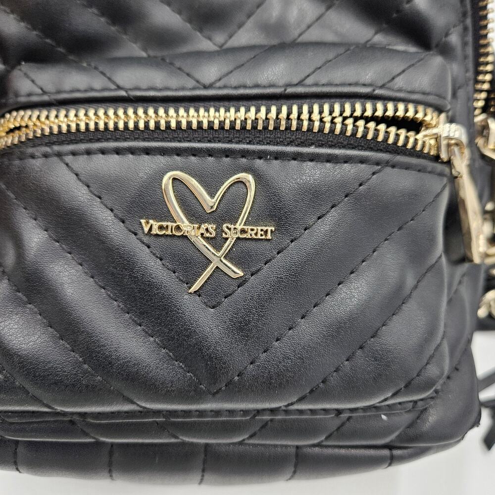 Victoria Secret Quilted Cheveron Faux Leather 90s Black Gold Mini Backpack Logo - Picture 2 of 15